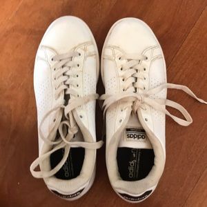 Adidas sneakers white